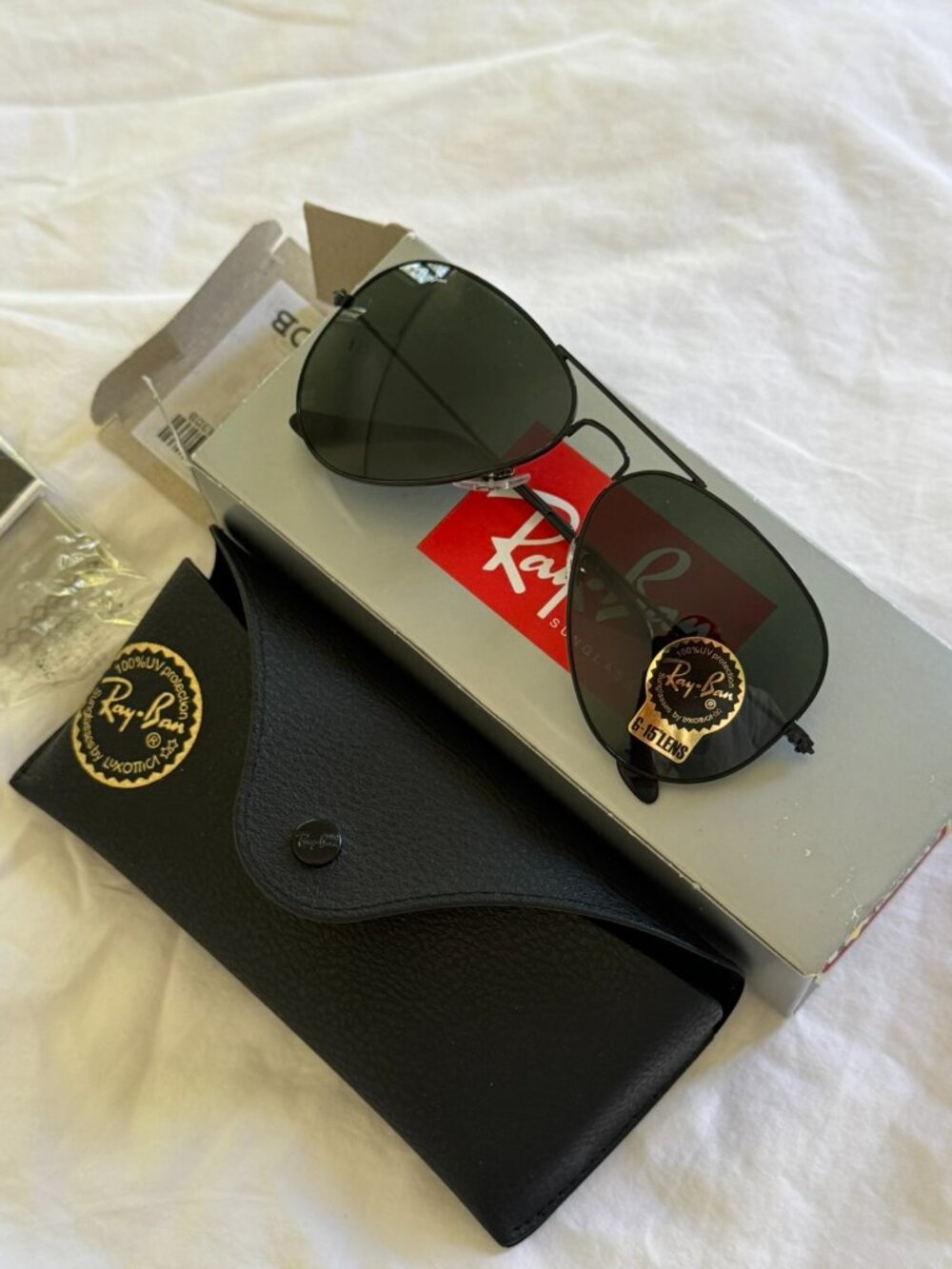 Black Ray-Ban Aviator Classic Sunglasses
